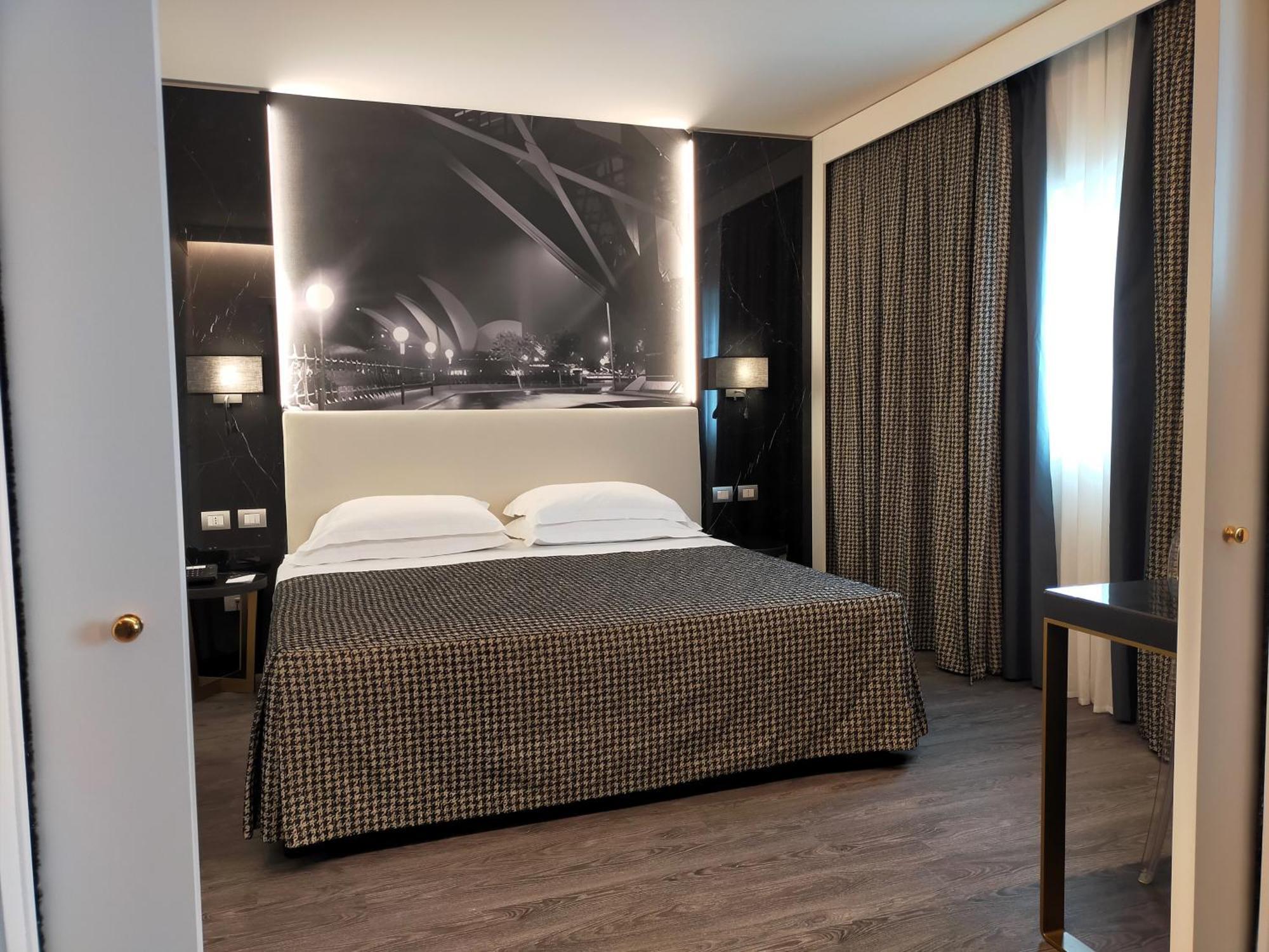 The Sydney Hotel Bologna Bagian luar foto